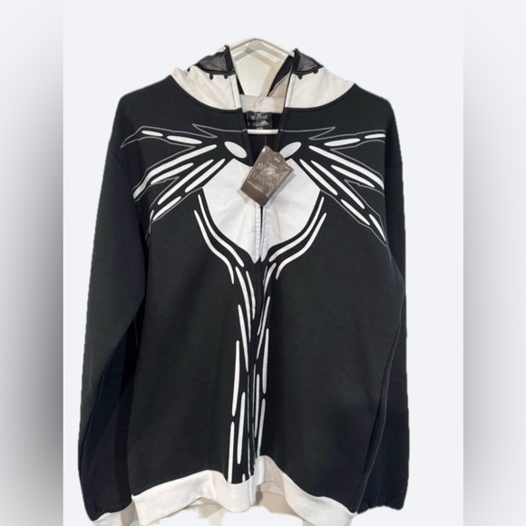 NEW Disney Black and White Adult M Sweater - Picture 3 of 8